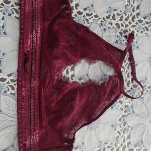 Victoria secret,very sexy brallet,size small